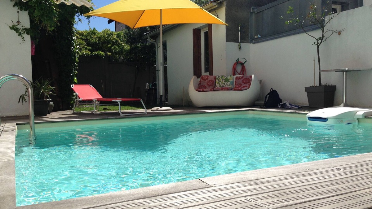 Begles House | Bordeaux shop with swimming pool