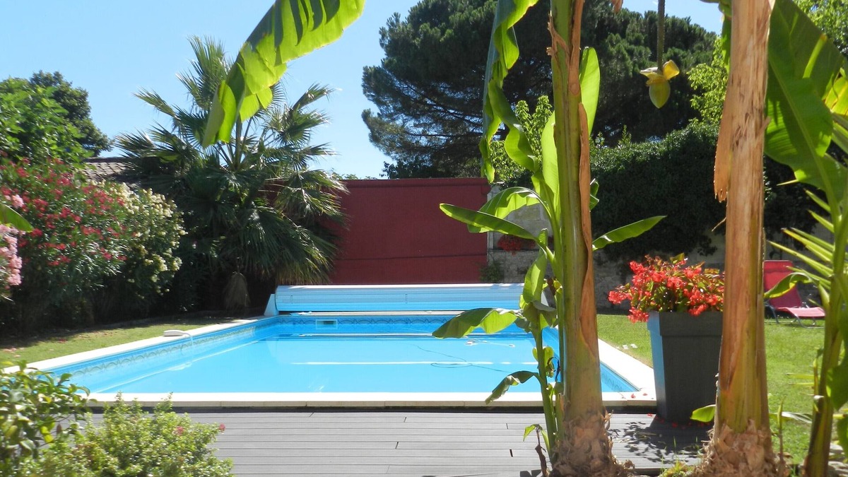 Talence House | Bordeaux-Villa with air-conditioning and heated pool