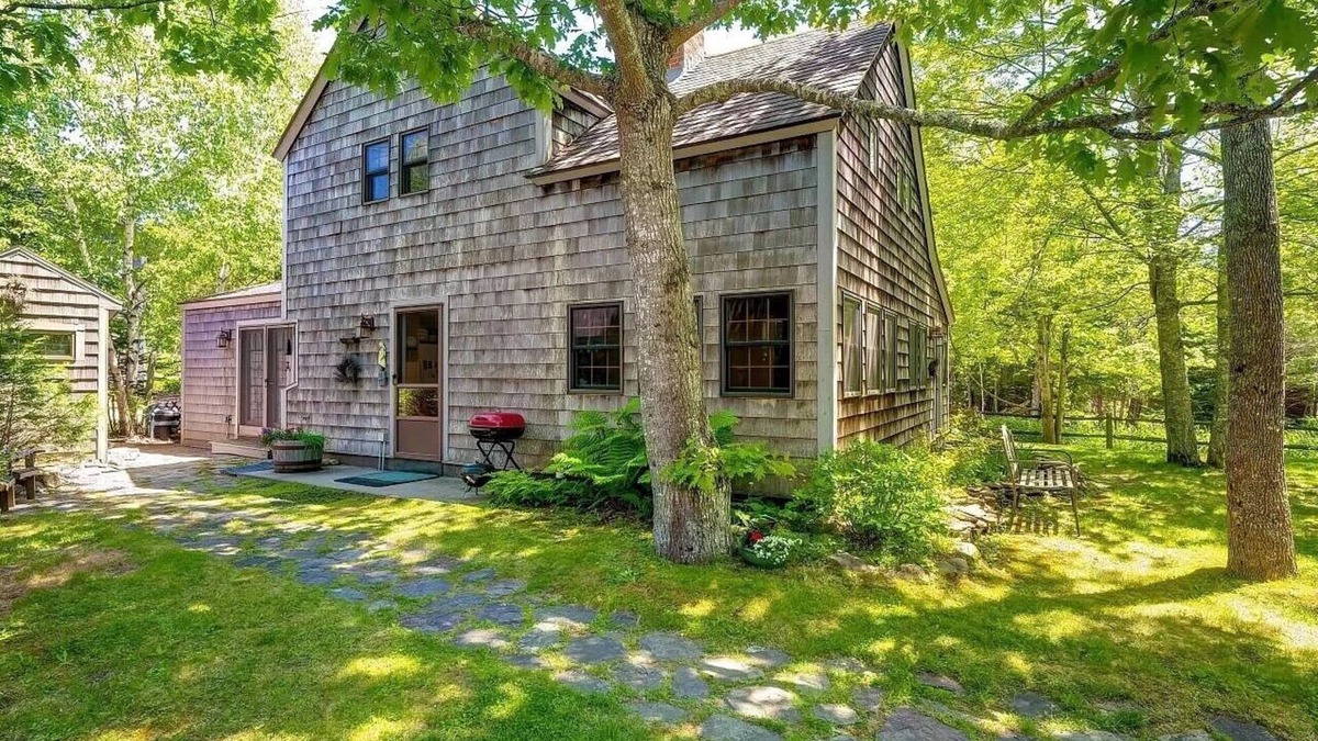 Seal Harbor Cottage | Boreal Cottage: Serene home in seaside village, steps to Acadia National Park