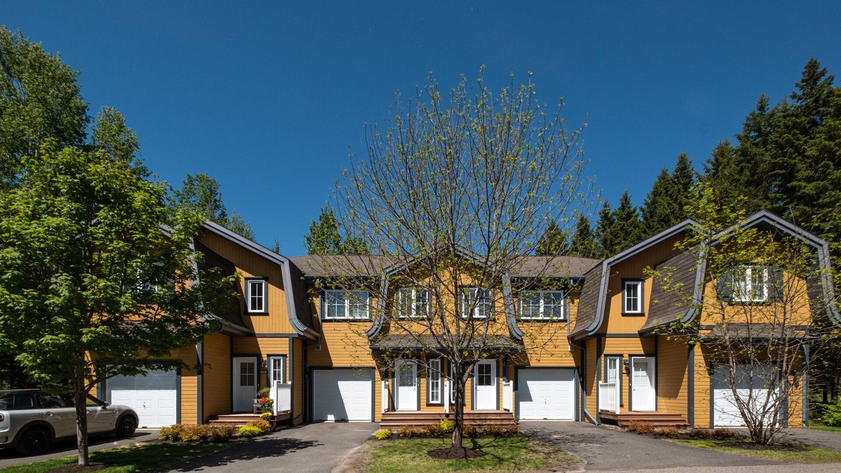 Mont-Tremblant House | Borealis - RVMT