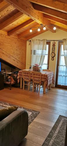 Corteno Golgi Apartment | Borgo Alpino Chalet 4