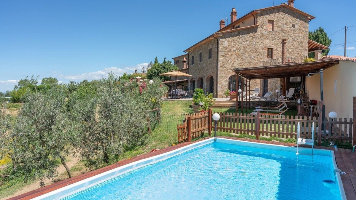 Civitella in Val di Chiana Villa | Borgo di Gebbia In Civitella in val di Chiana - Tuscany