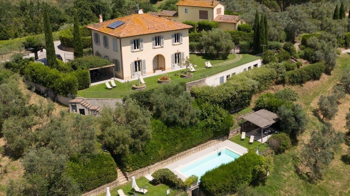 Lamporecchio Villa | Borgo degli Ulivi in Lamporecchio , Toscana