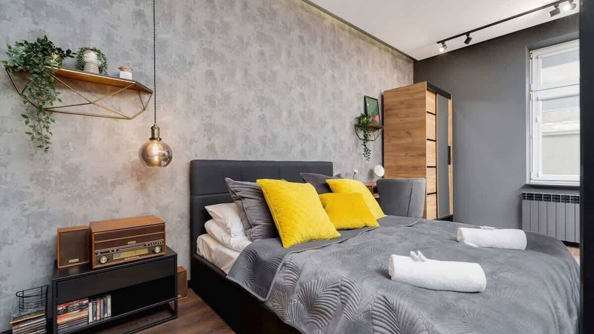 Stare Miasto Apartment | Bosacka 8 | Studio in Kraków | Remote Work
