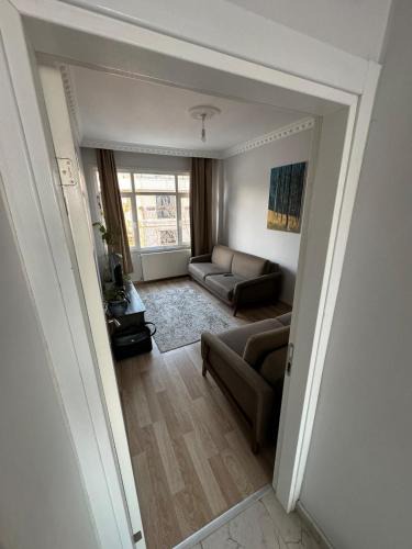 Emin Sinan Apartment | Bosphorus View and Cozy House!
