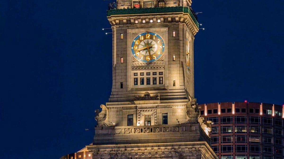 Downtown Boston Villa | Boston Marriott Custom House Vacation Club, across from harbor with views