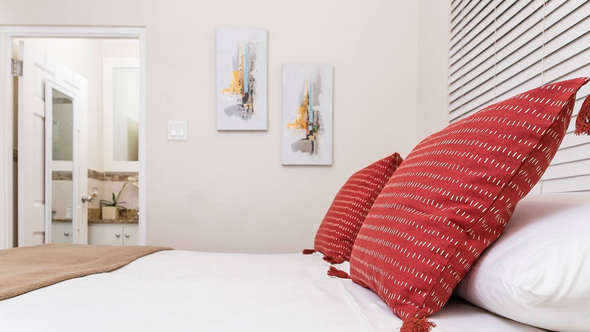 Molynes Gardens Apartment | Botanic Bliss Living in Kingston