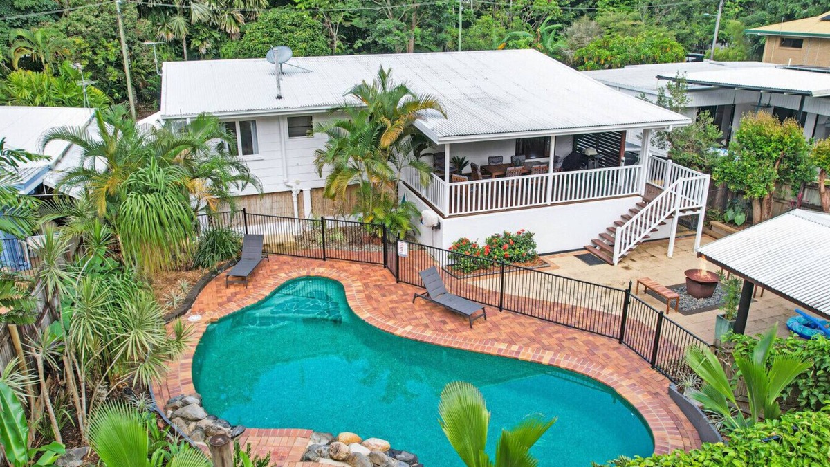 Edge Hill House | Botanic View Retreat: Modern Edge Hill Home with Pool & Views