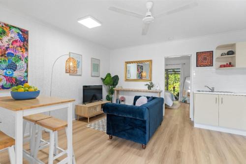 Edge Hill Apartment | Botanical Bliss