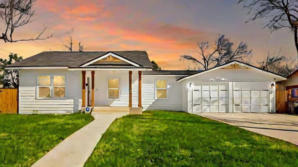 Denver Heights House | Botanical Oasis Near River Walk