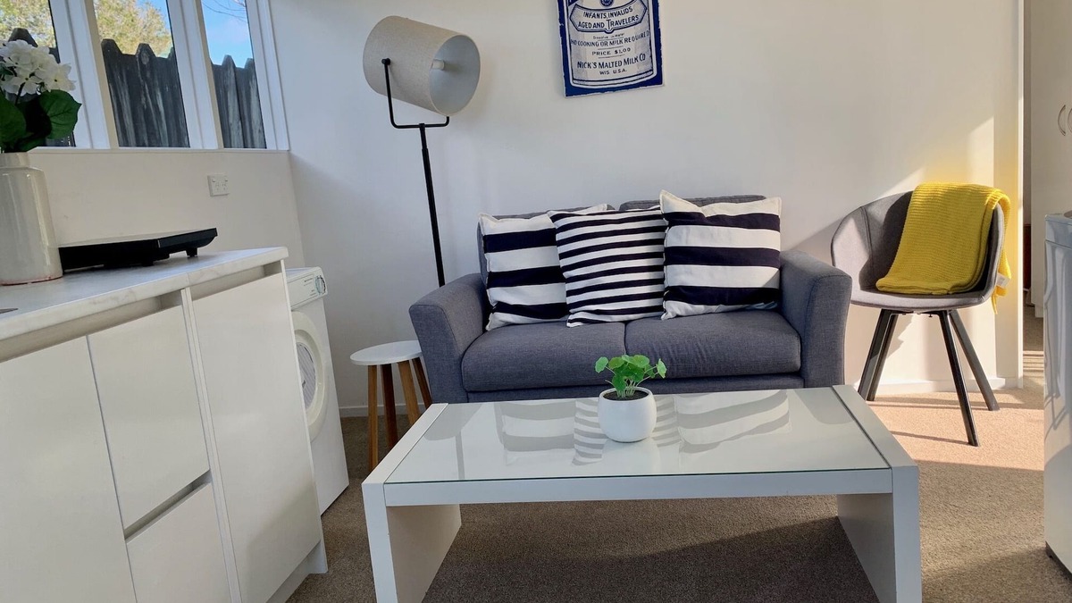 Chinatown Cottage | Botany Downs Garden Unit