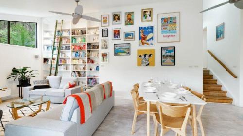 Killcare House | 'Bouddi Bush and Bay Retreat' by Accom Holidays