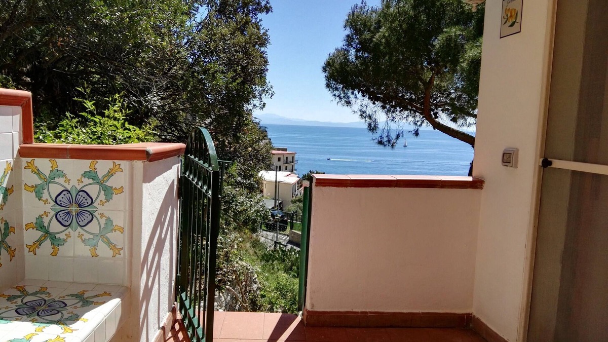 Erchie House | Bougainvillea house on the Amalfi coast