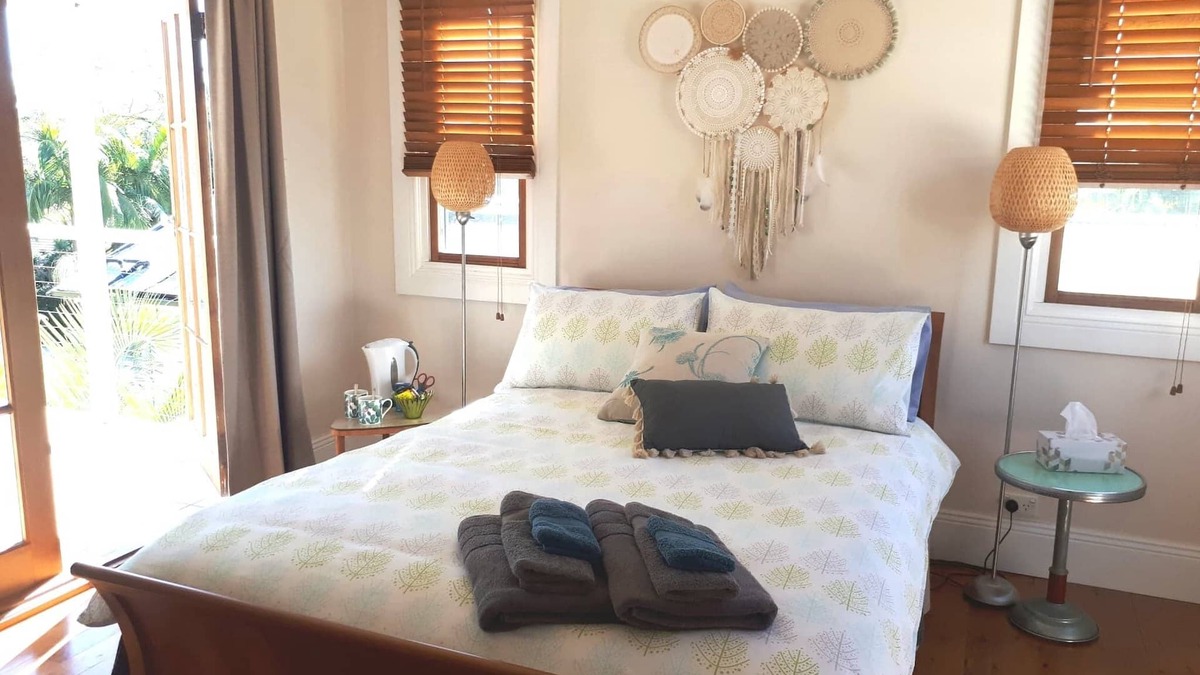Fairlight Bed & Breakfast | Bougainvilleas Bed and Breakfast