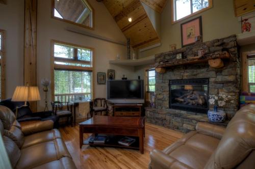 Lead House | Boulder Ridge Lodge