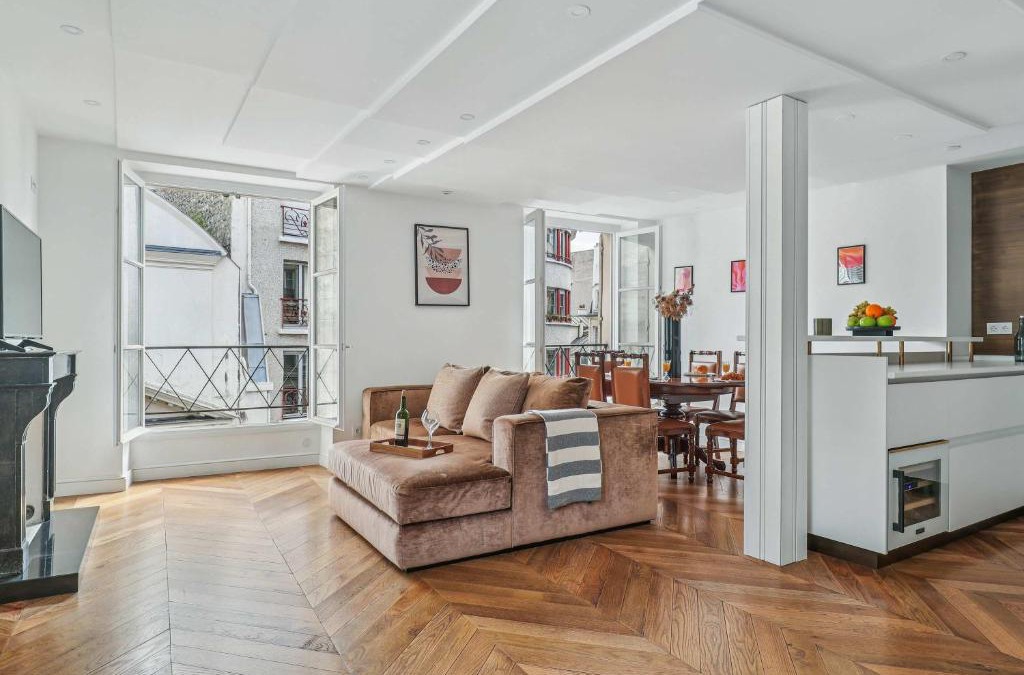 Saint-Thomas-d'Aquin Apartment | Boulevard Saint-Germain & Orsay Museum - 1BR - Paris Vacation Rental