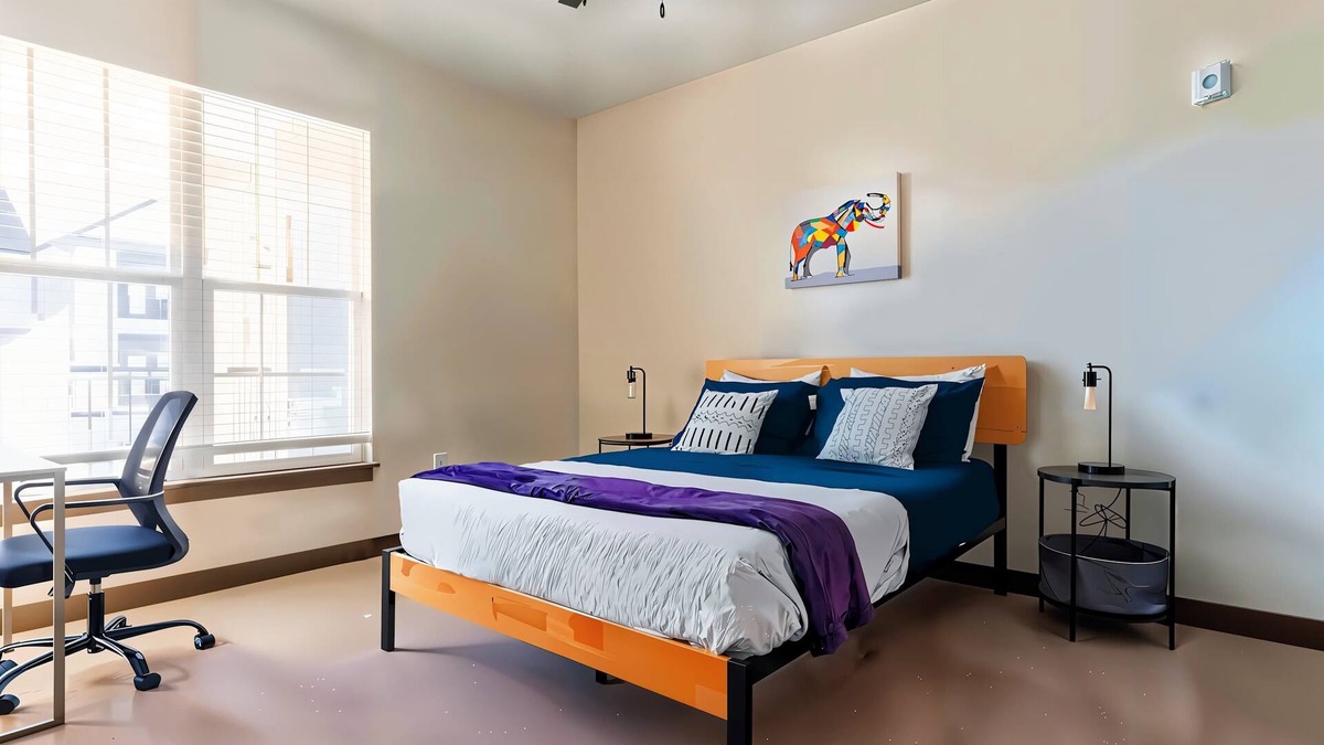 Middletown Apartment | Boulevard Stays Stylish 1BR Secure Parking, Pool & Gym