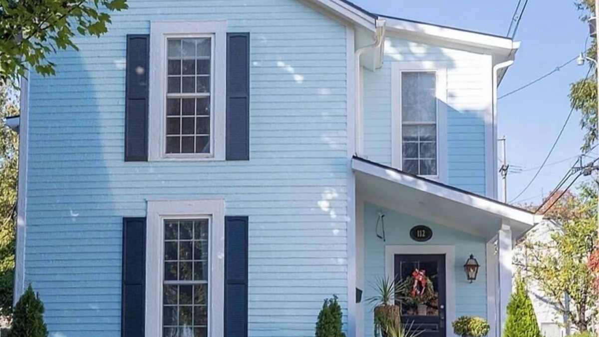 Bardstown House | Bourbon on Broadway- 3 King Bed- Downtown Bardstown-Walk everywhere!