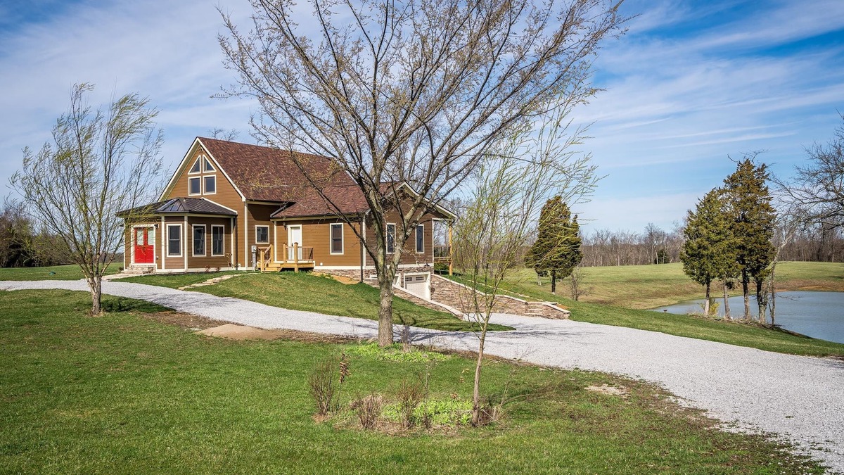 Port Royal House | Bourbon Trail/Ark Encounter/Horse Racing/Golf: Cabin, Fishing, & Hunting