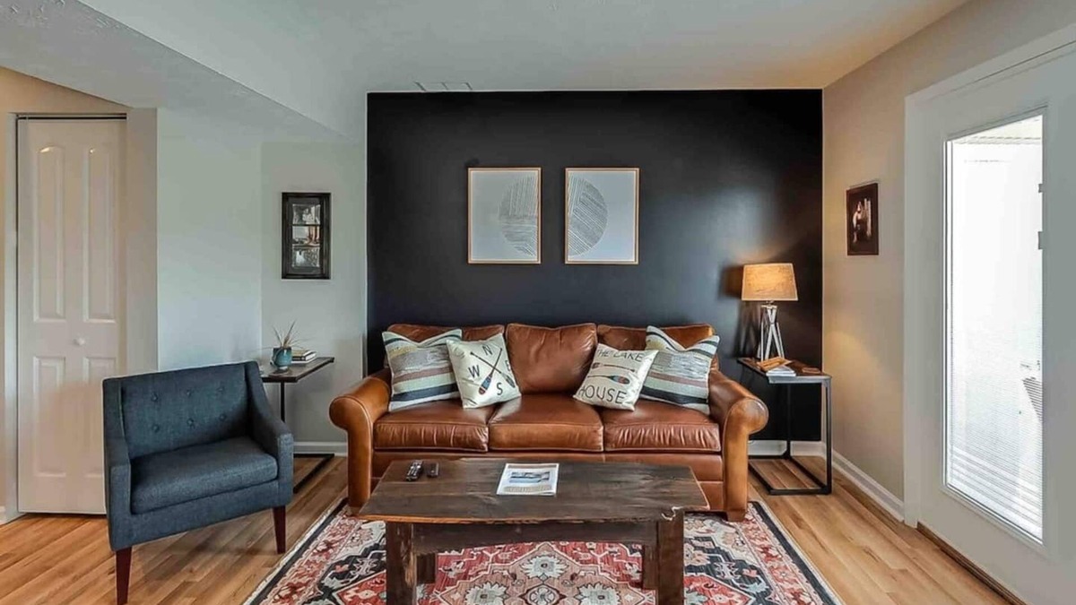Frankfort House | Bourbon Trail Lakehouse - Pet Friendly!
