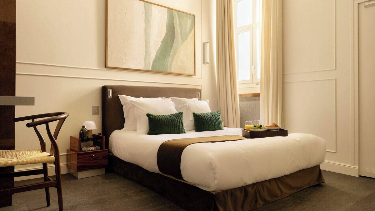 Quartier des Invalides Apartment | Bourgogne Hostel - Room 02 PRM - 2P - Invalides