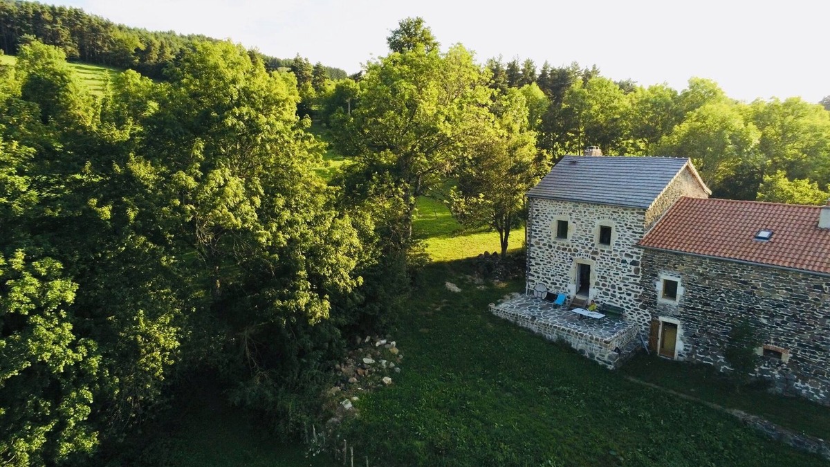 Lantriac House | Bout du Monde House