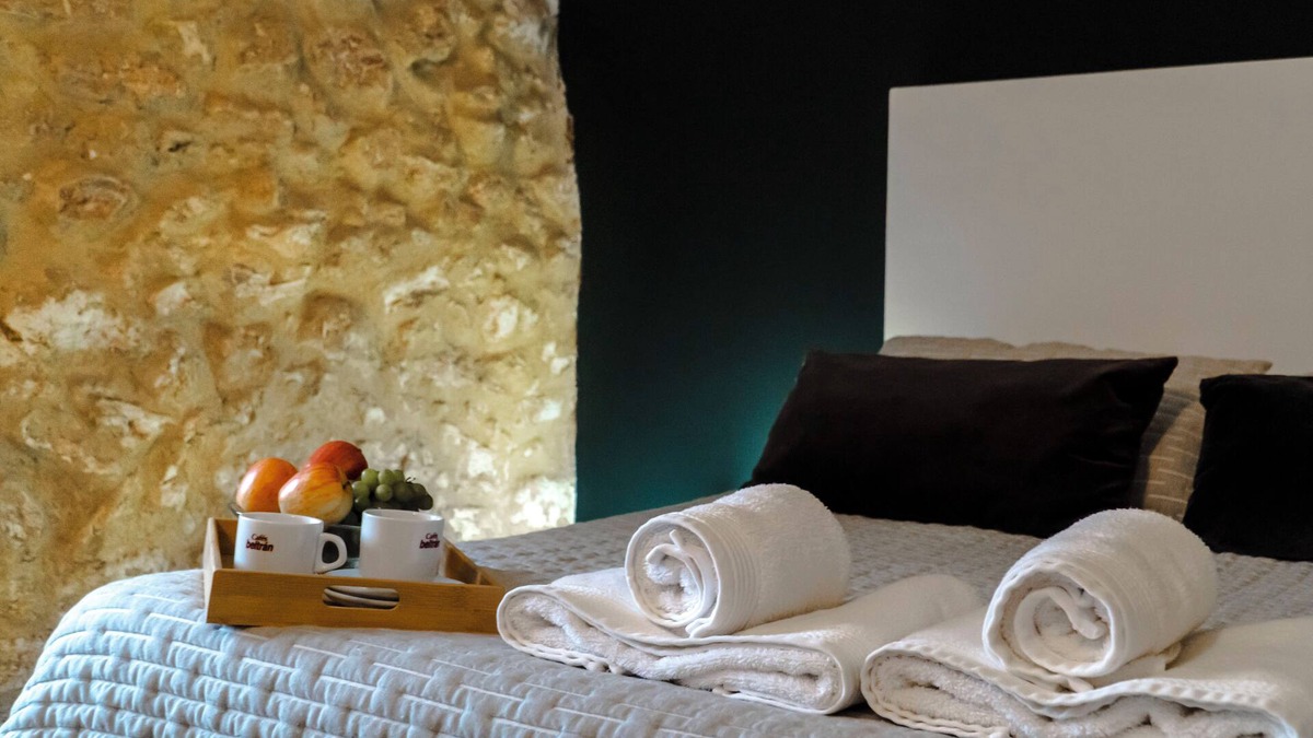 Villargordo del Cabriel Hotel | Boutique Hotel in Serene Wine Region of Valencia, spain