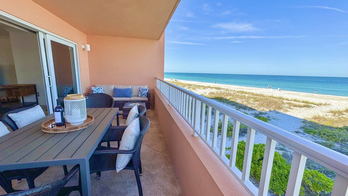 Bradenton Beach Condo | BOUTIQUE BEACH FRONT LUXURY LOCATED DIRECTLY ON BEACH WITH FABULOUS SUNSETS
