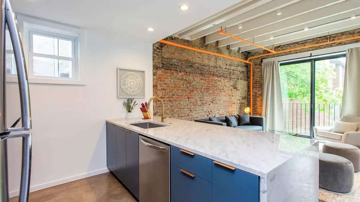 Washington Square West Condo | Boutique Bi-Level Penthouse Loft - Washington Sq West