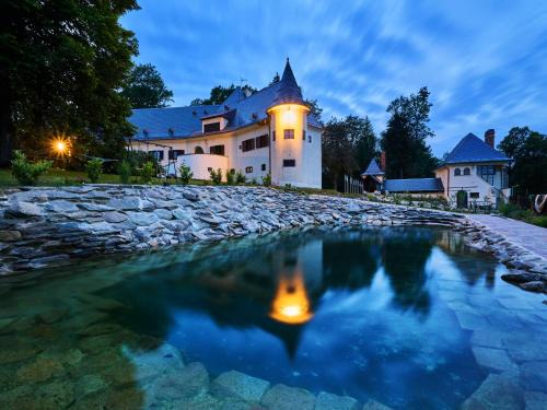 Rymarov Hotel | Boutique hotel & Wellness Spitzerova vila Eliška
