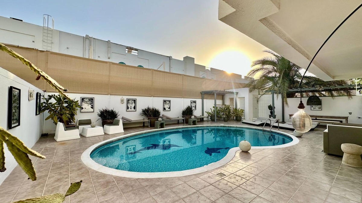 Jumeira 3 Villa | Boutique Style 4-Bed Villa with Housekeeper & Pool near the Beach in Dubai