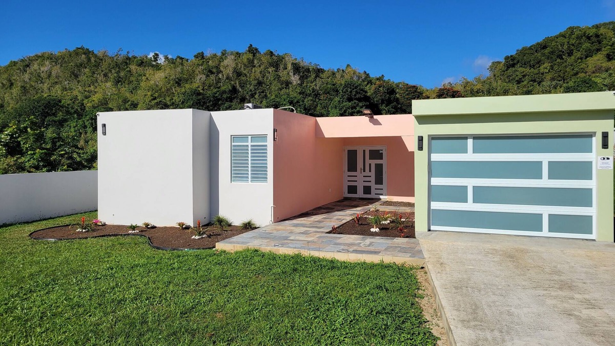 Hatillo House | Boutique style, modern and spacious home!