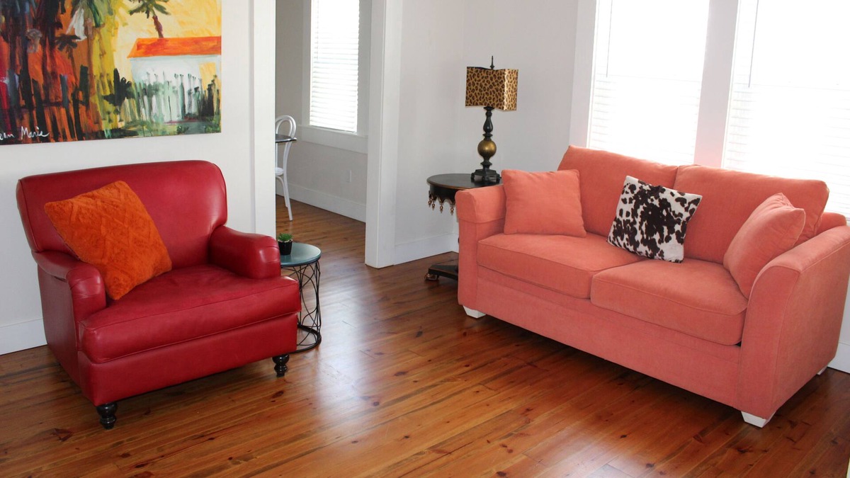 Biloxi Cottage | Bowen Avenue - The Best Street In Downtown Ocean Springs!