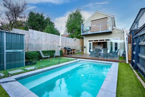 Moonee Ponds House | Bowen Street Family Retreat with Pool