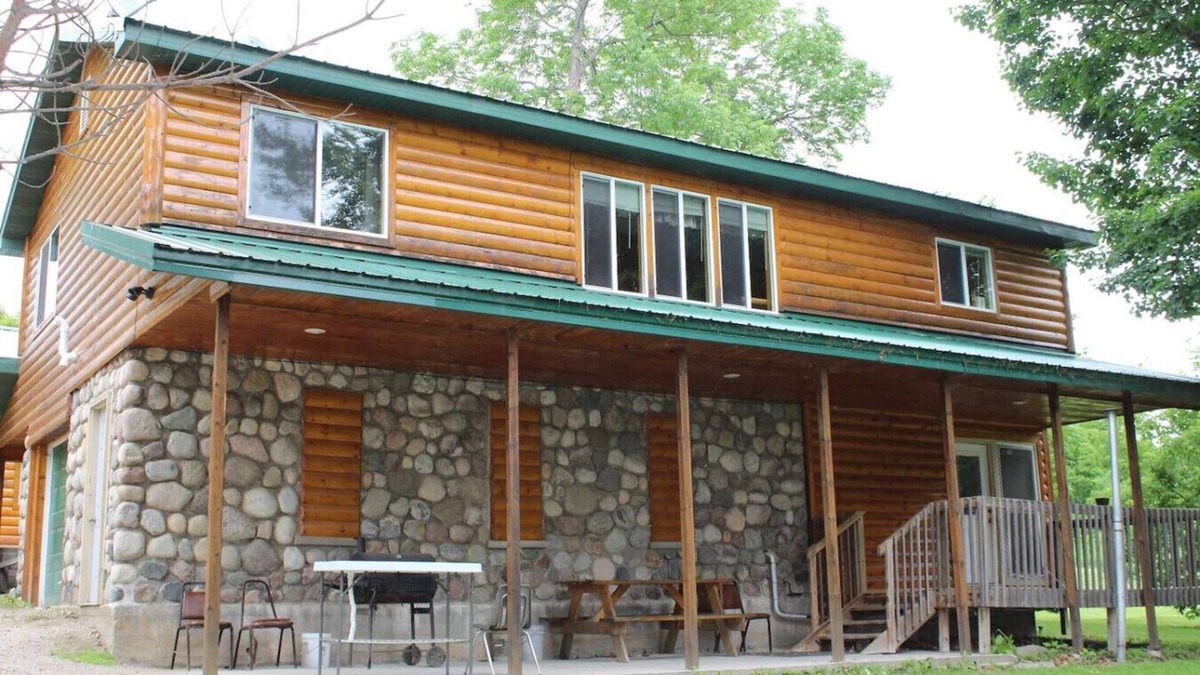 Deer River Cabin | Bowstring Shores Resort - Deer River, MN