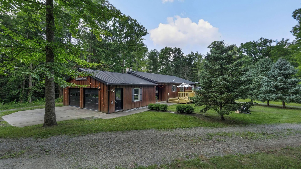 Rock Stream House | Boxwood Cottage, sleeps 8, nestled in the woods
