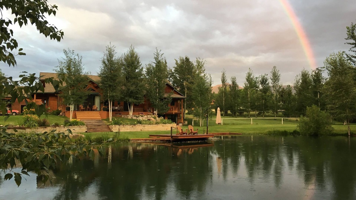 Bozeman Apartment | Bozeman Retreat close to University, Trails, Museum, Oracle