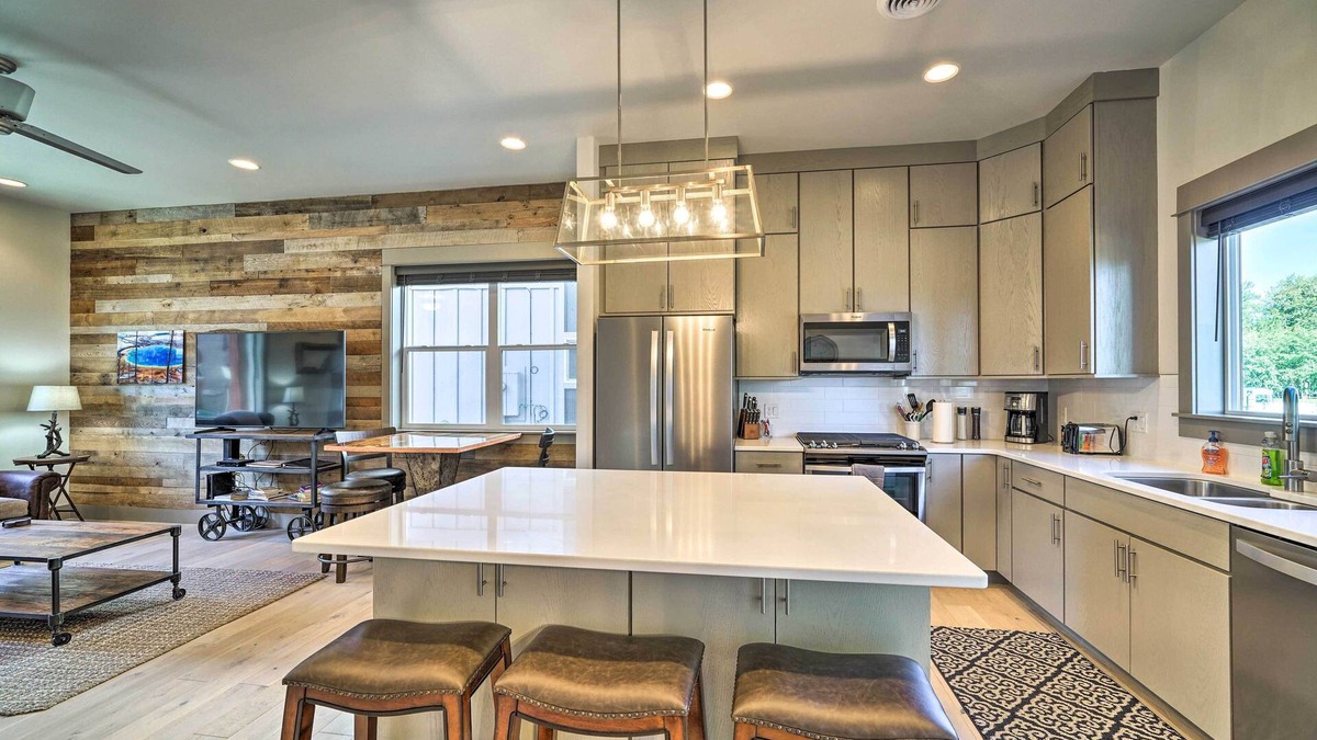 Four Corners House | Bozeman Stand-Alone Home w/River Access!