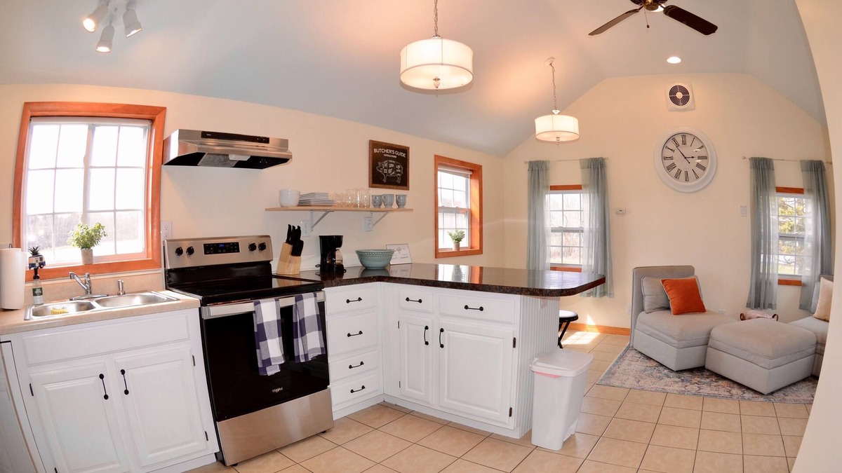Guilderland Center House | Bozenkill Bungalow: Charming countryside home.