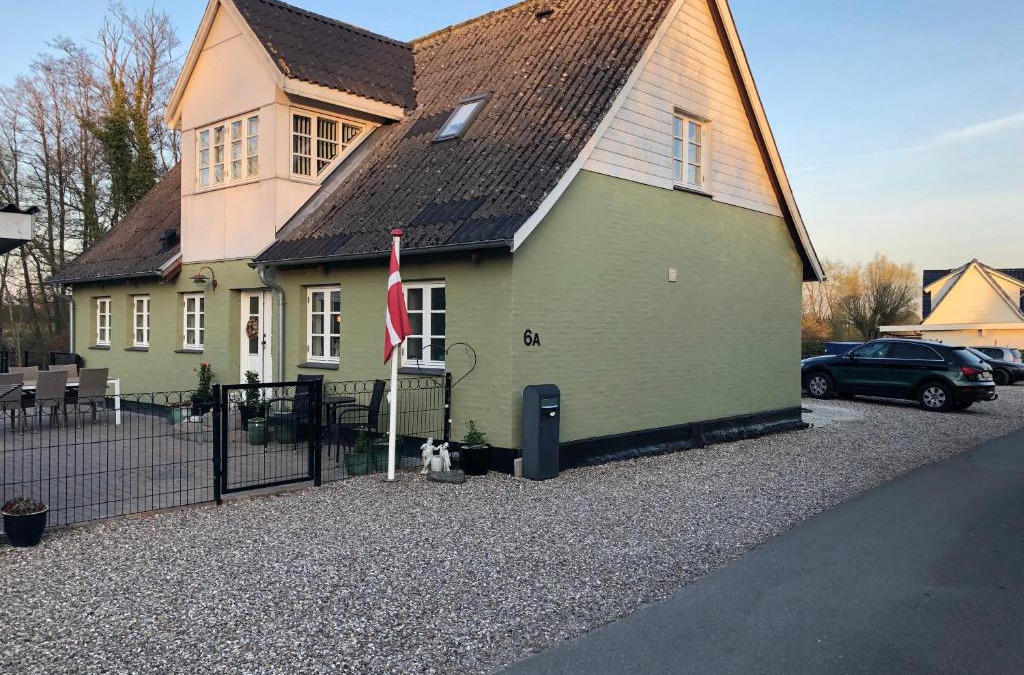 Langeskov Bed & Breakfast | Brønks Bed and Breakfast