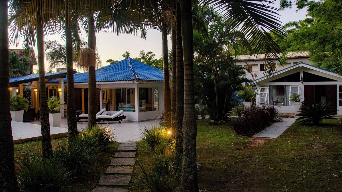 Ponta das Canas House | Spectacular beach house in the north of Floripa!