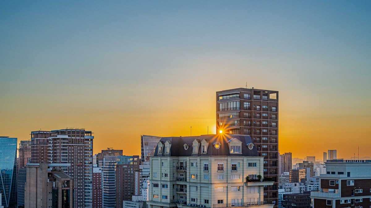 Vila Nova Conceicao Apartment | Amazing views: sunsets over city skyline from balcony garden, Gym & Pools @ VNC