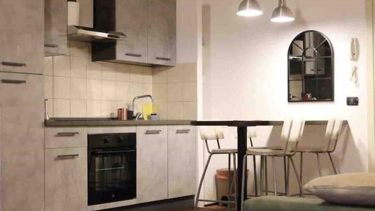 Bra Apartment | Bra Inn-Attic room in the center of Bra