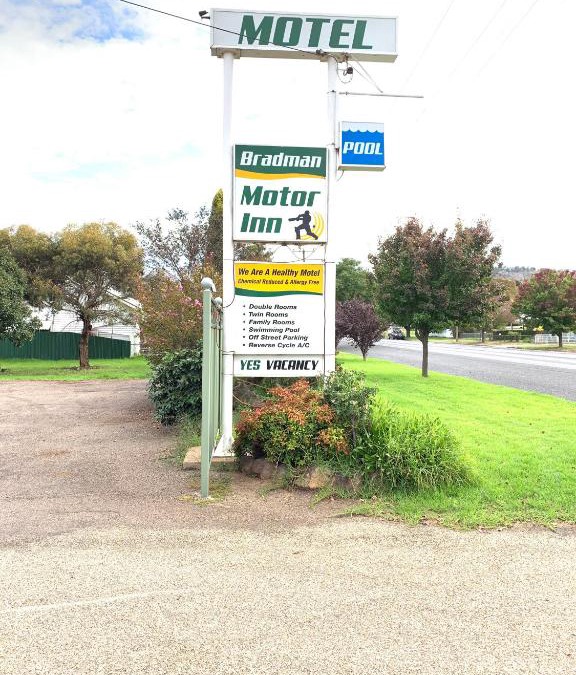 Cootamundra Hotel | Bradman Motor Inn