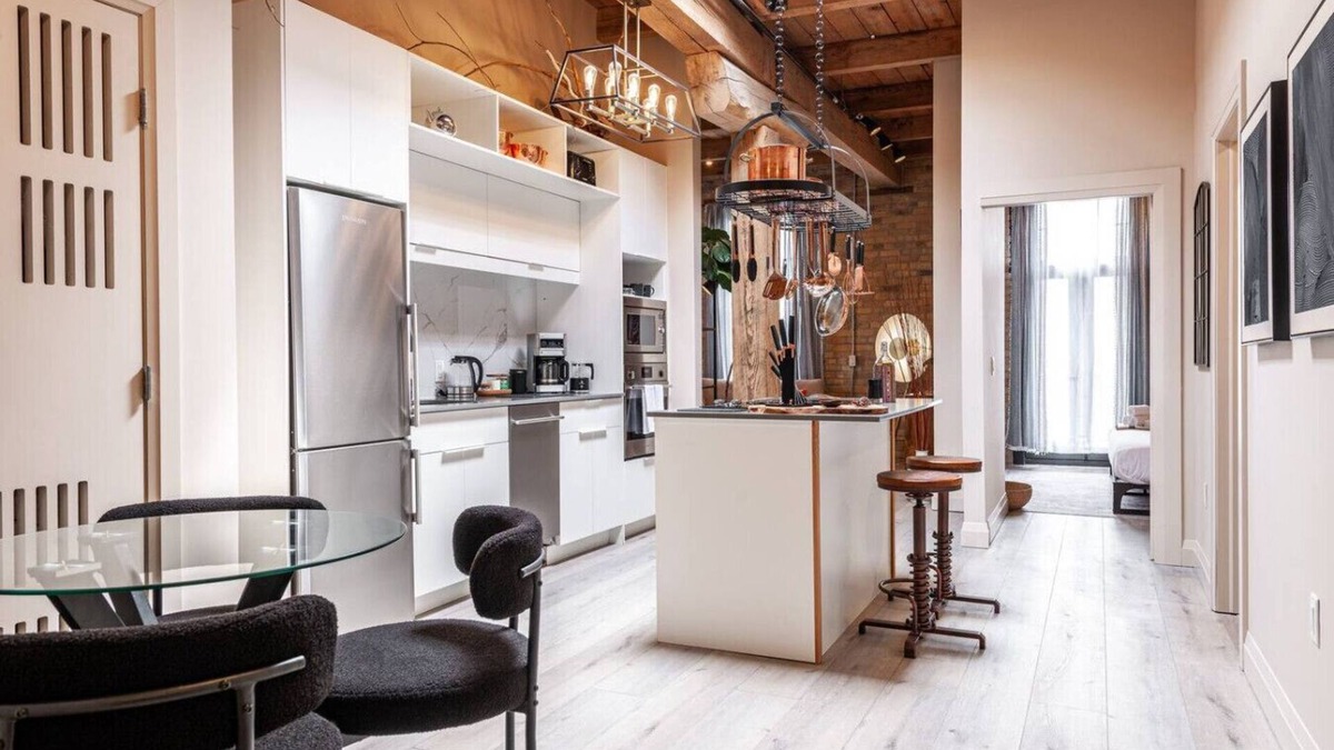 Stratford Apartment | Bradshaw Lofts: The Penthouse