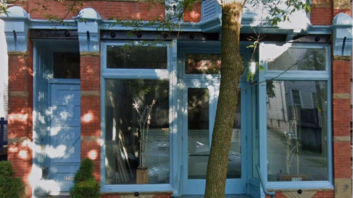Lower East Side Apartment | Brady St Modern 2 Bedroom 1 1/2 Bath Luxury Unit