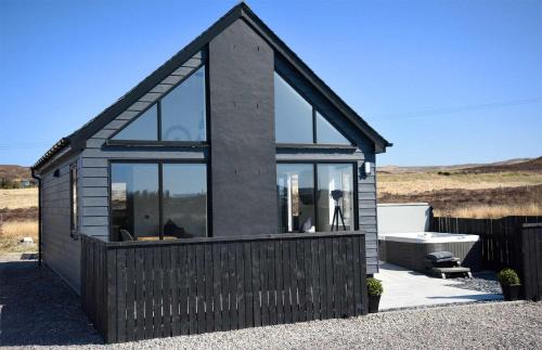 Lonmore Apartment | Braeside Bothy