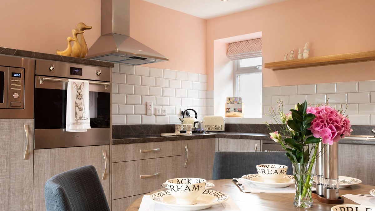 Turriff Cottage | Bramble Cottage - a rural that sleeps 4 guests in 2 bedrooms