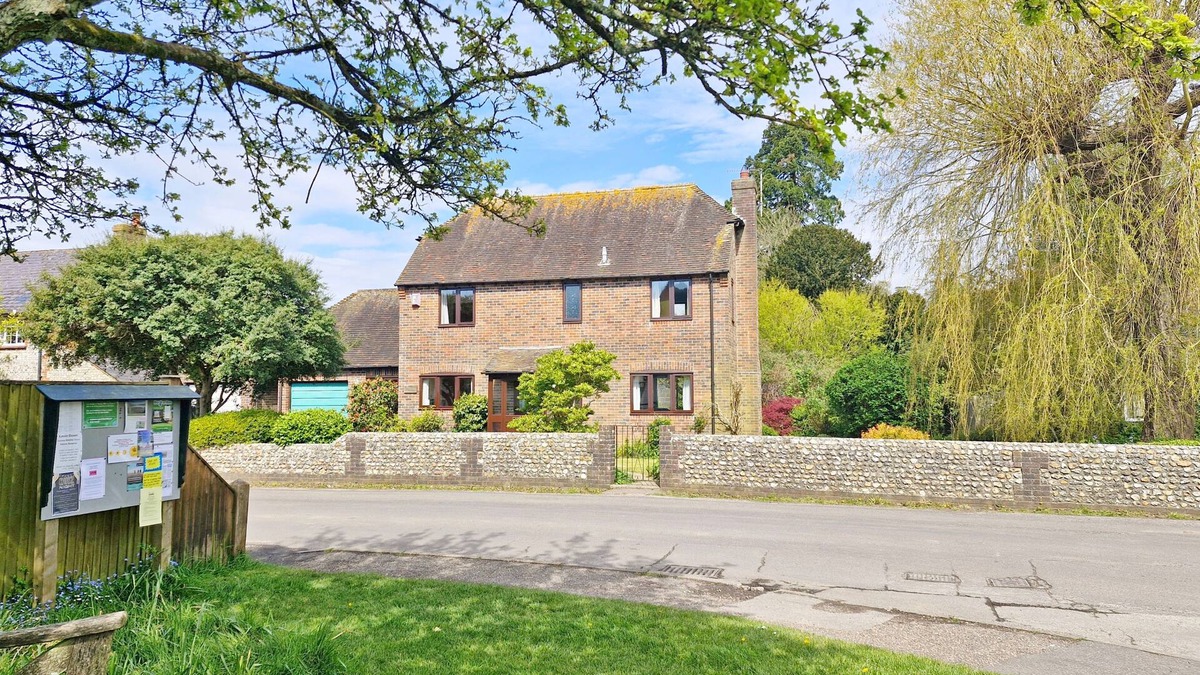 Singleton Cottage | Bramley Cottage - sleeps 6 guests in 3 bedrooms
