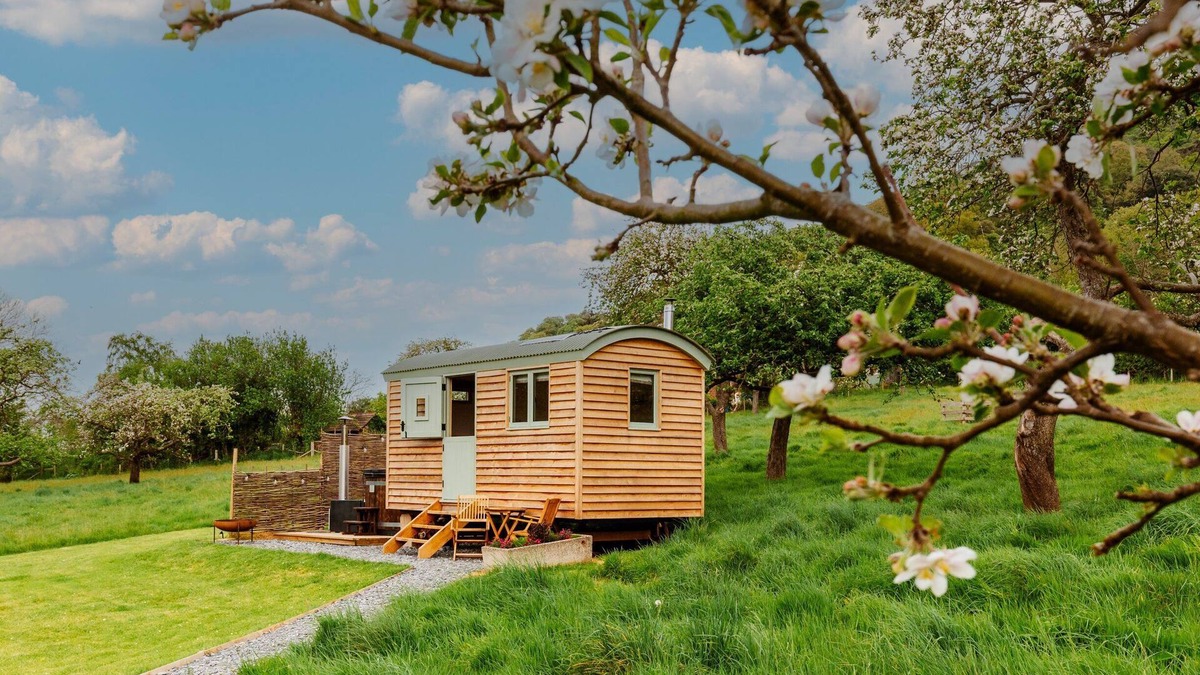 Allerford Apartment | Bramley Hut near Allerford